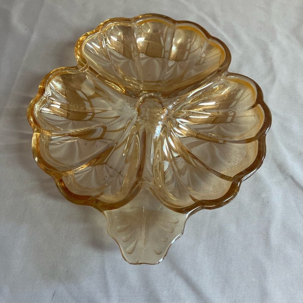 Elegant Amber Glass Leaf Dish